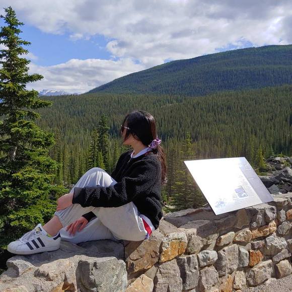 Meet your Posher, Hà - Picture 1 of 1